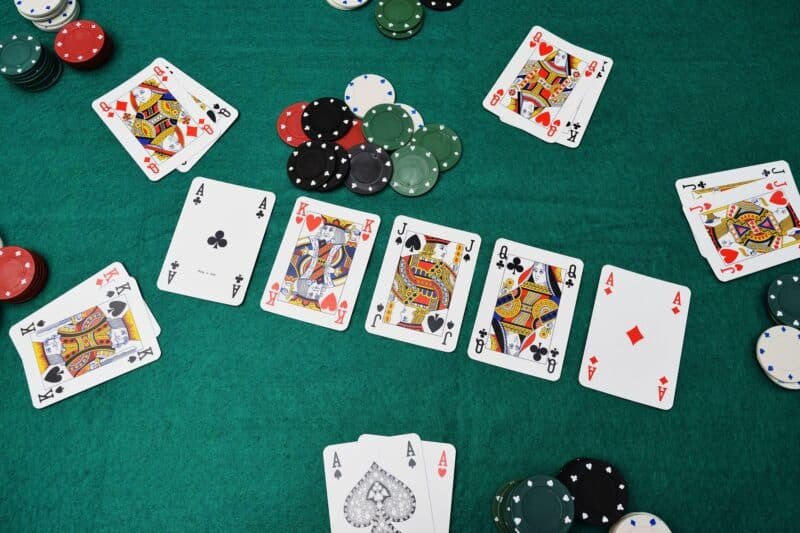 Poker AB77 Khám phá trò chơi bài hấp dẫn và đầy thử thách